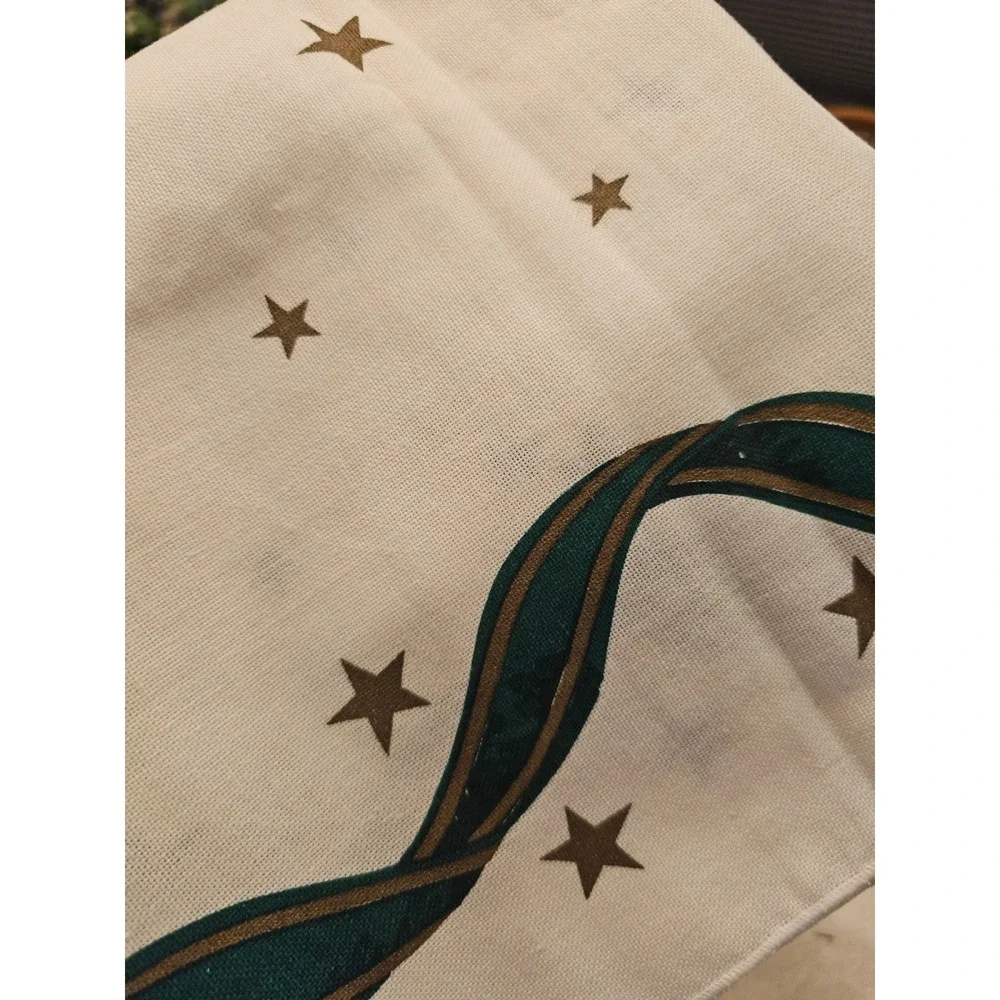 Vintage Vera Holiday Table Runner Green Ribbon Stars Tassels Cream